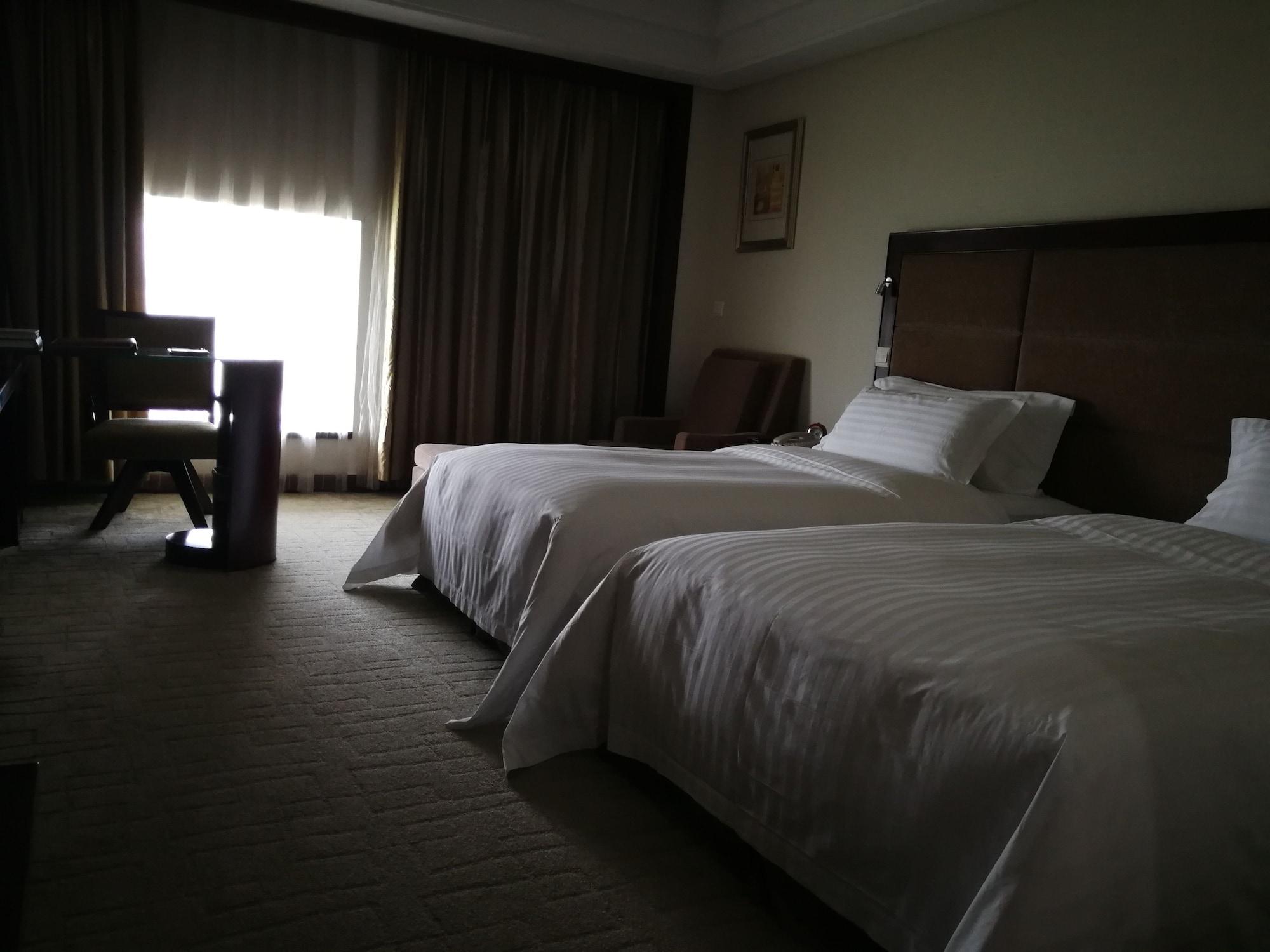 Daysun International Hotel Canton Esterno foto