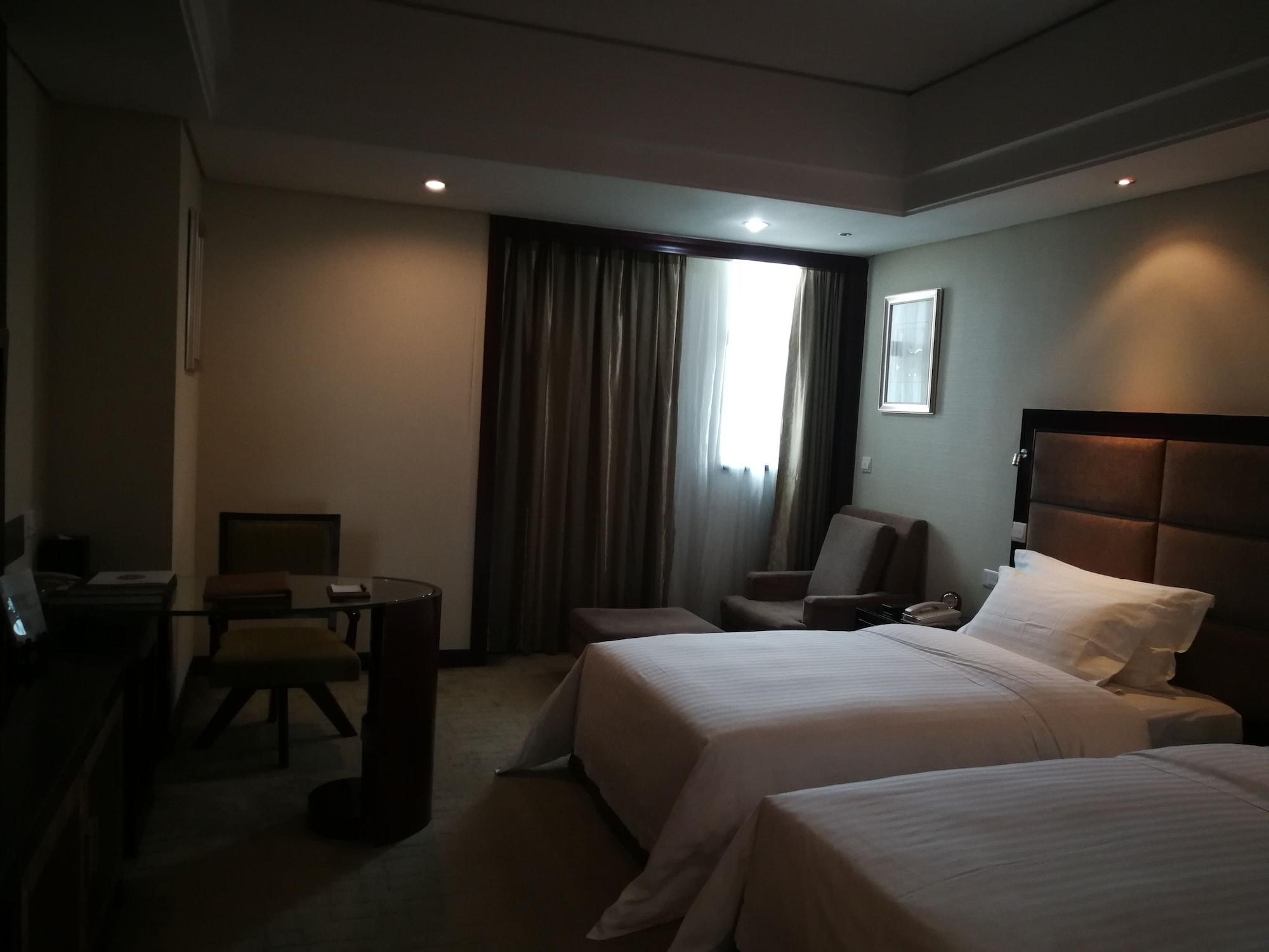 Daysun International Hotel Canton Esterno foto