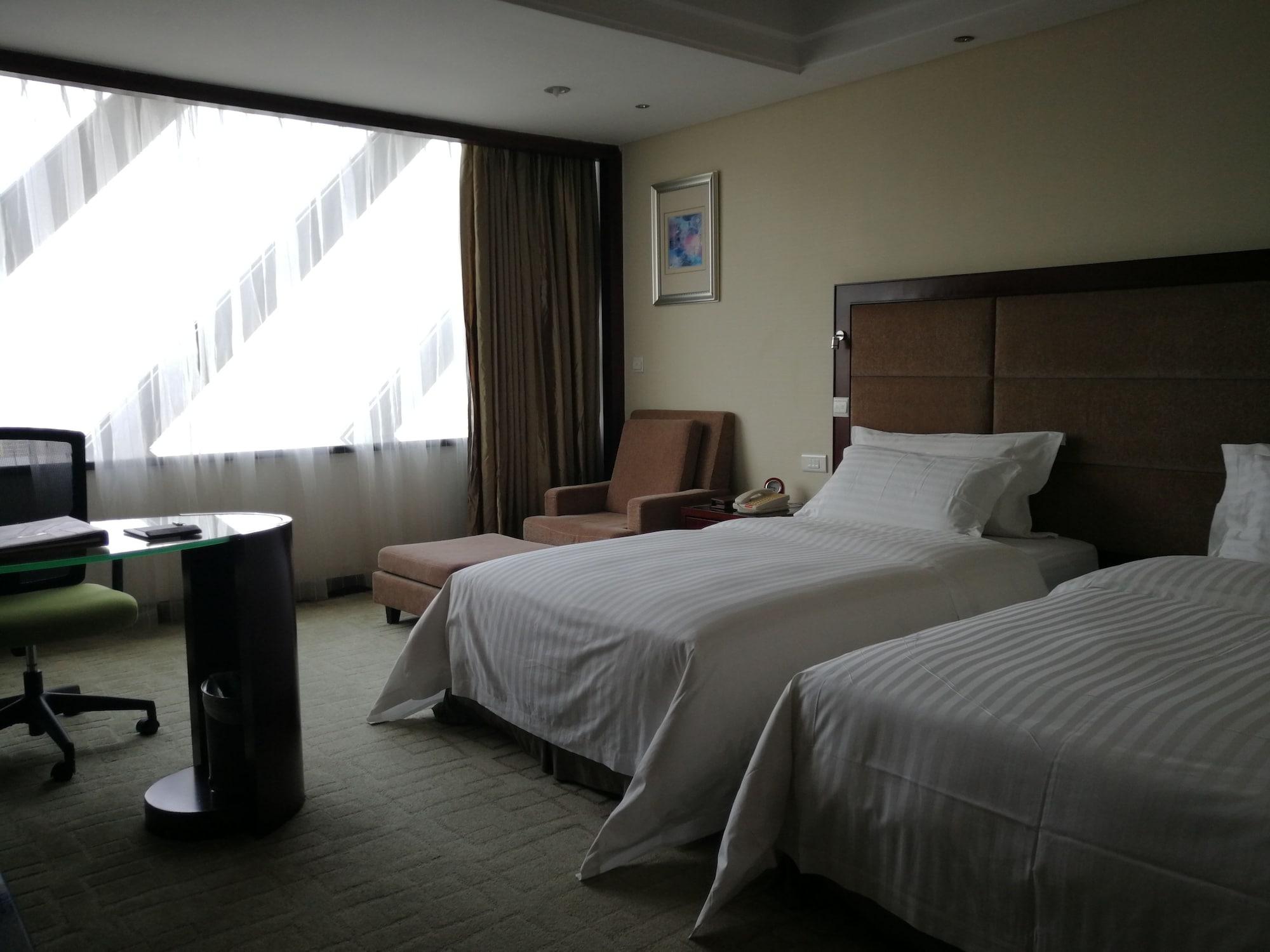 Daysun International Hotel Canton Esterno foto