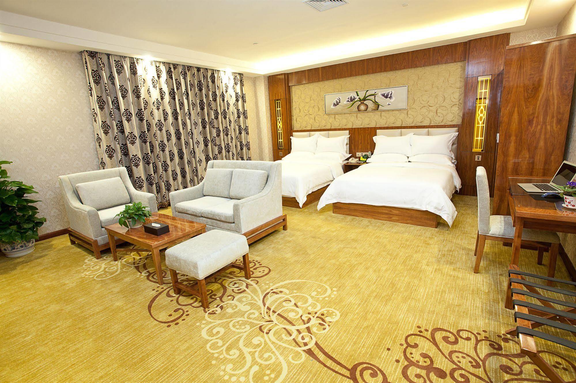 Daysun International Hotel Canton Esterno foto